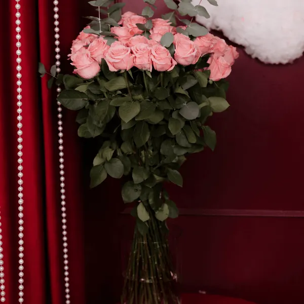 Buchet de 31 trandafiri roz, 80 cm